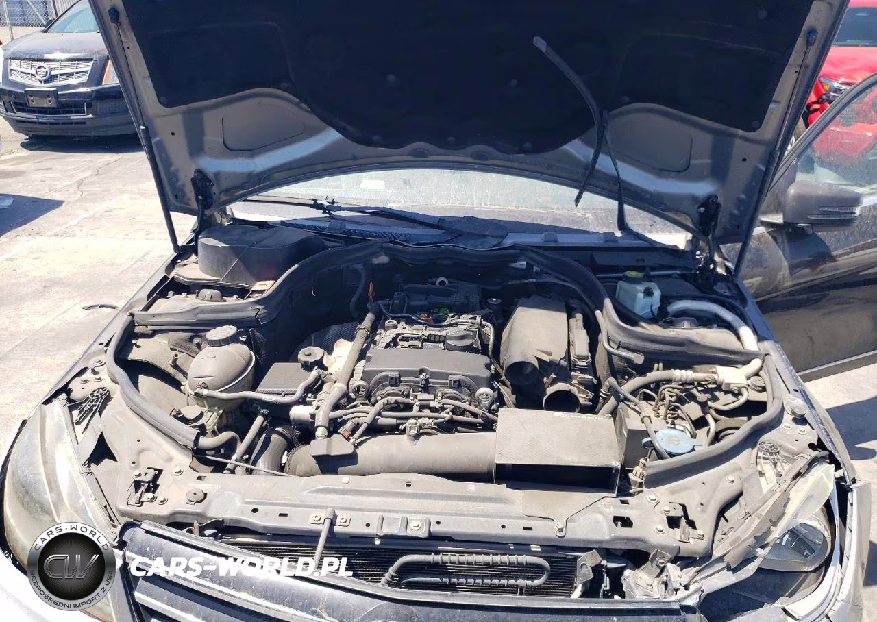 2012 Mercedes-Benz C 250 VIN:WDDGF4HB1CA724715 - 11