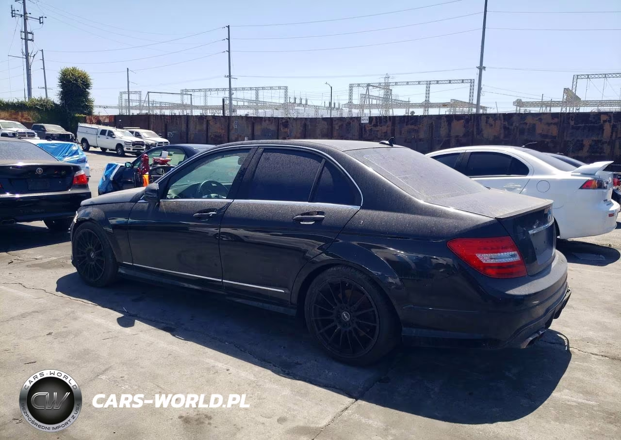 2012 Mercedes-Benz C 250 VIN:WDDGF4HB1CA724715 - 2