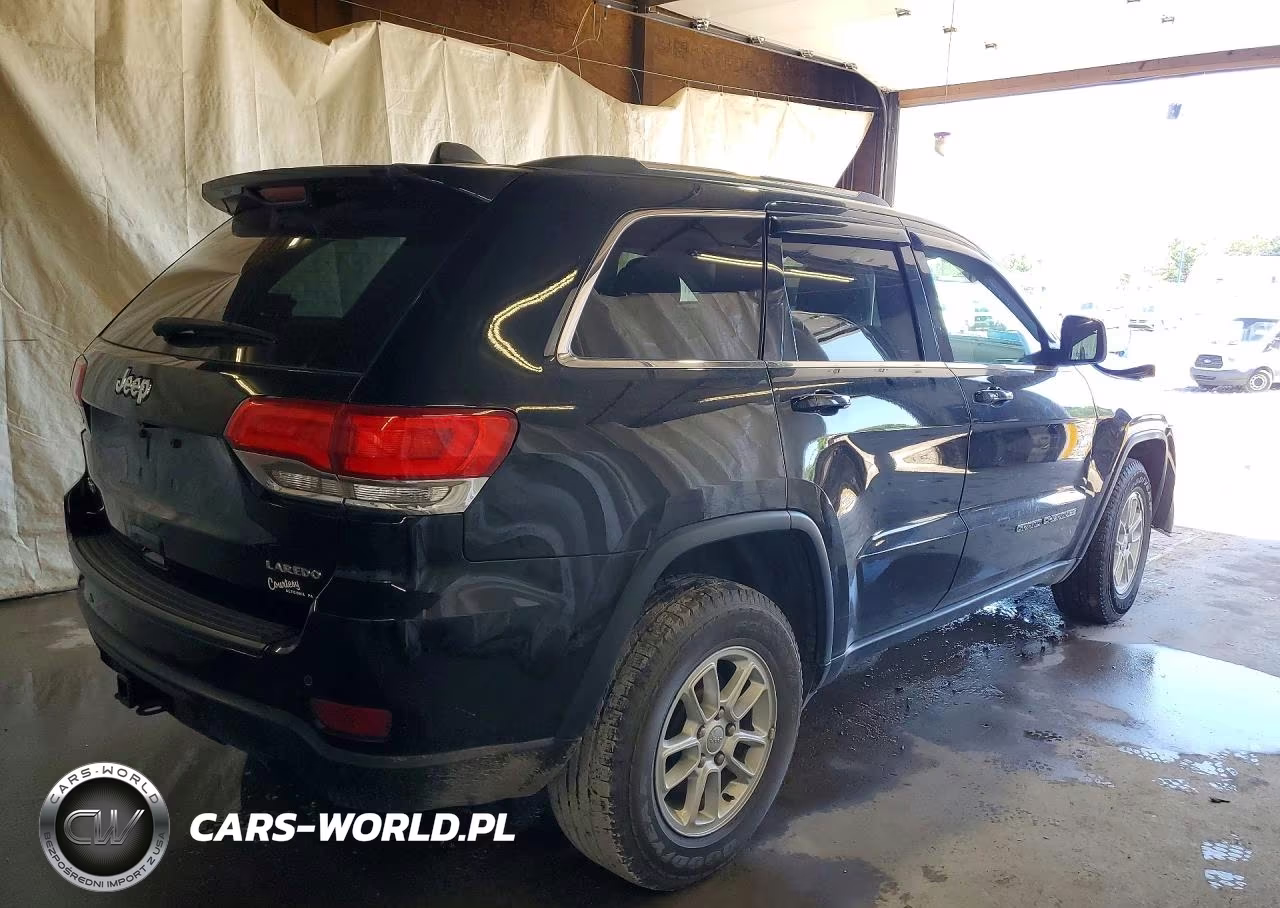2019 Jeep Grand Cherokee Laredo VIN:1C4RJFAG8KC694649 - 3