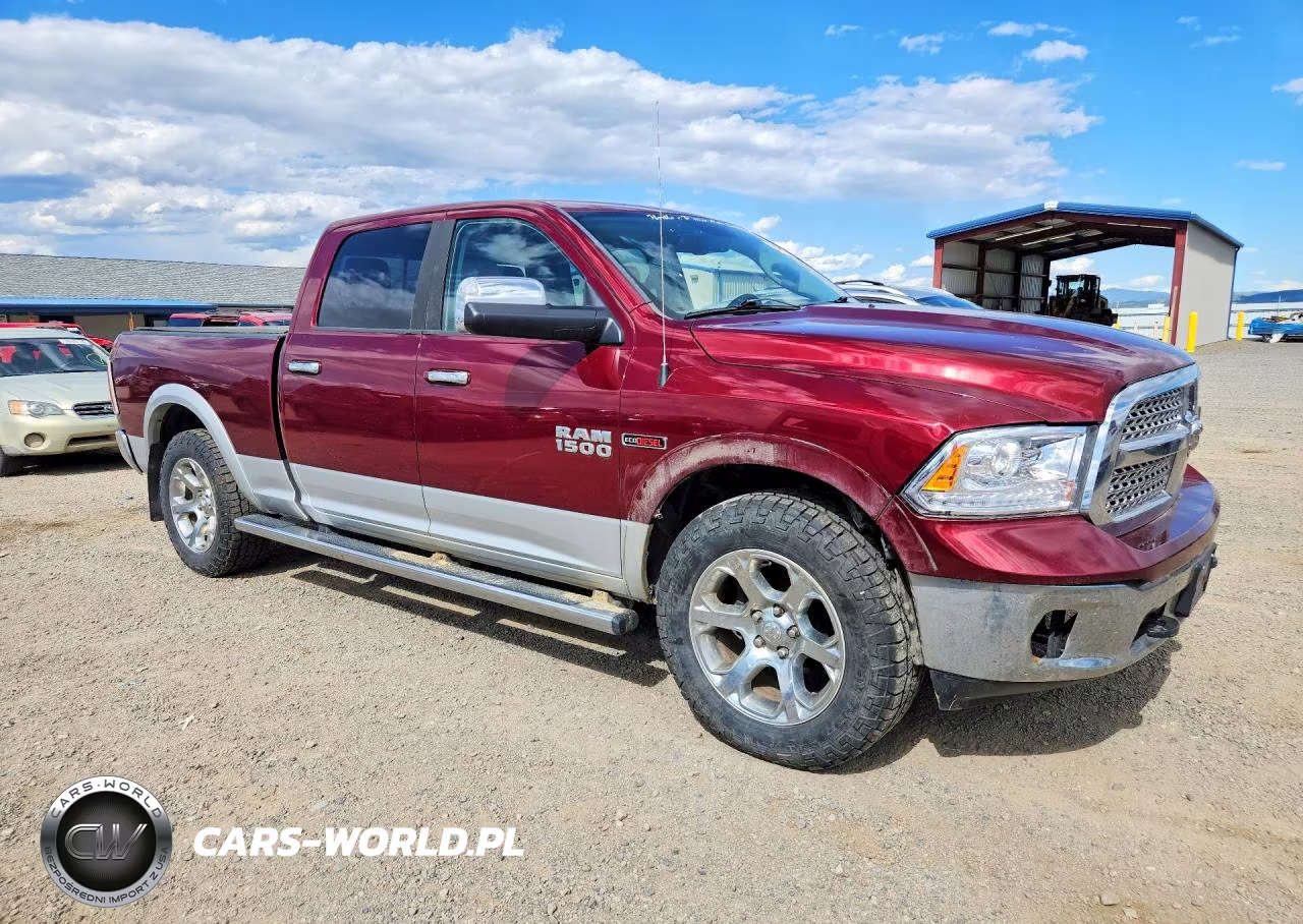 2017 Ram 1500 Laramie VIN:1C6RR7VM4HS512174 - 4