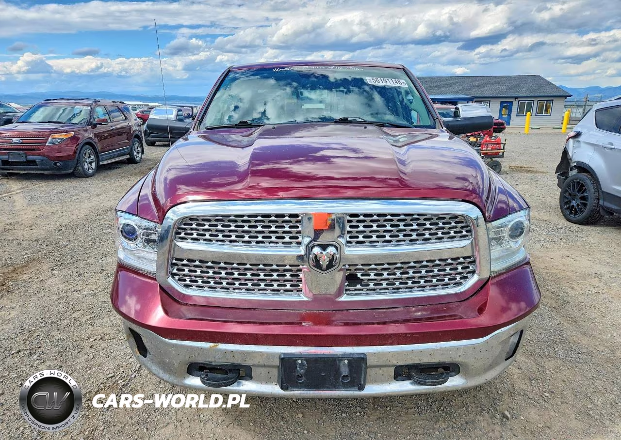 2017 Ram 1500 Laramie VIN:1C6RR7VM4HS512174 - 5