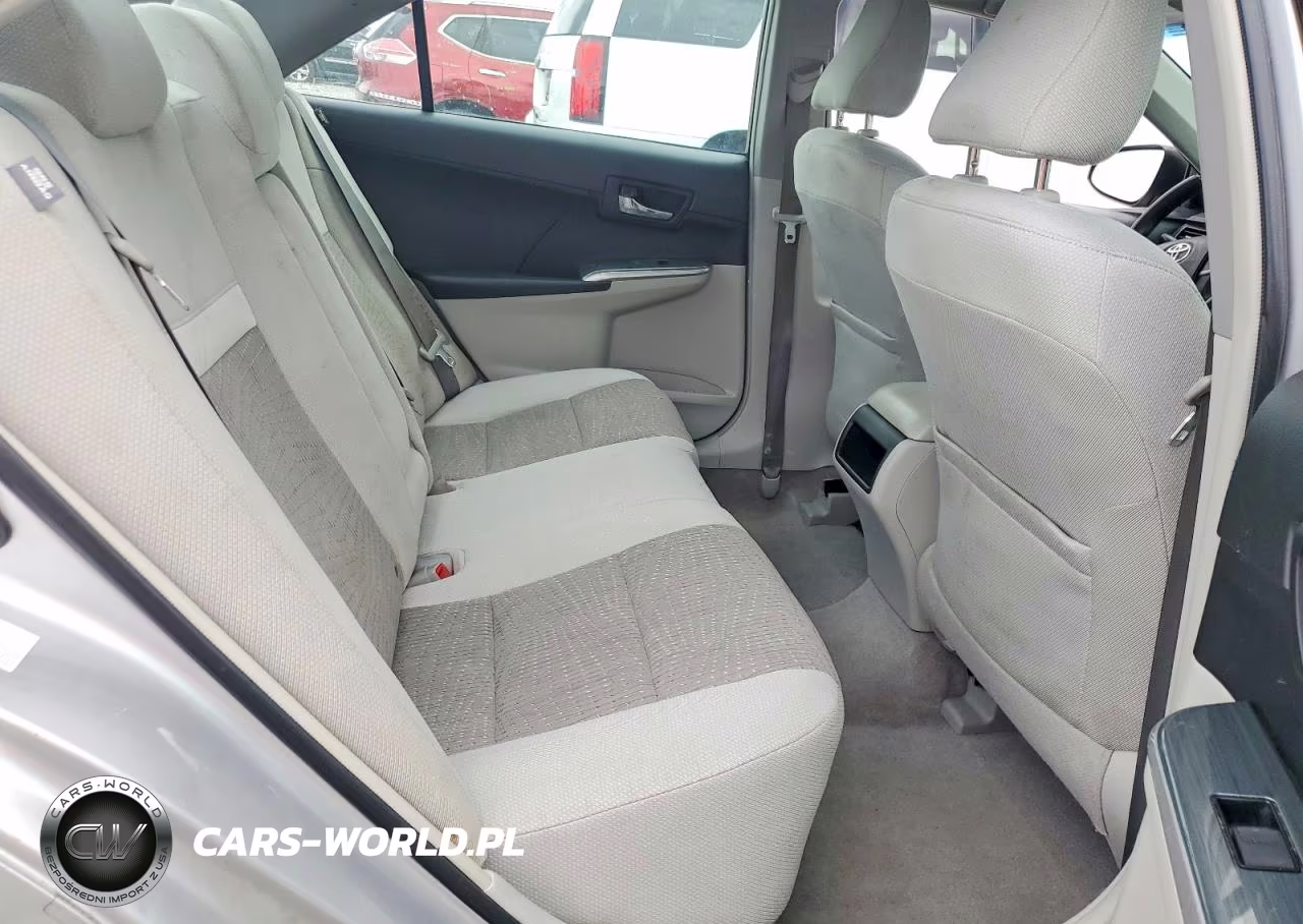 2012 Toyota Camry Hybrid Le VIN:4T1BD1FK4CU029831 - 10