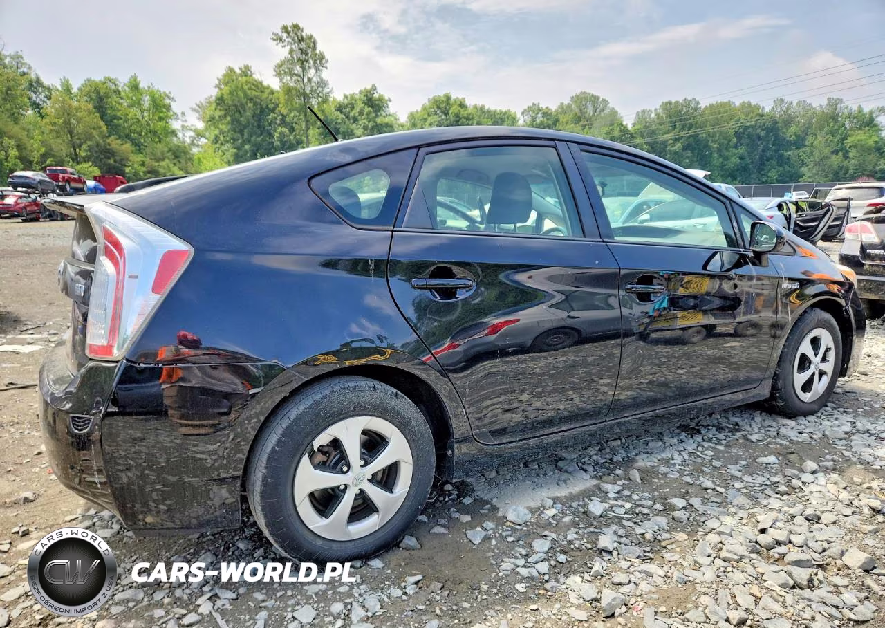 2012 Toyota Prius Two VIN:JTDKN3DU3C5427835 - 3
