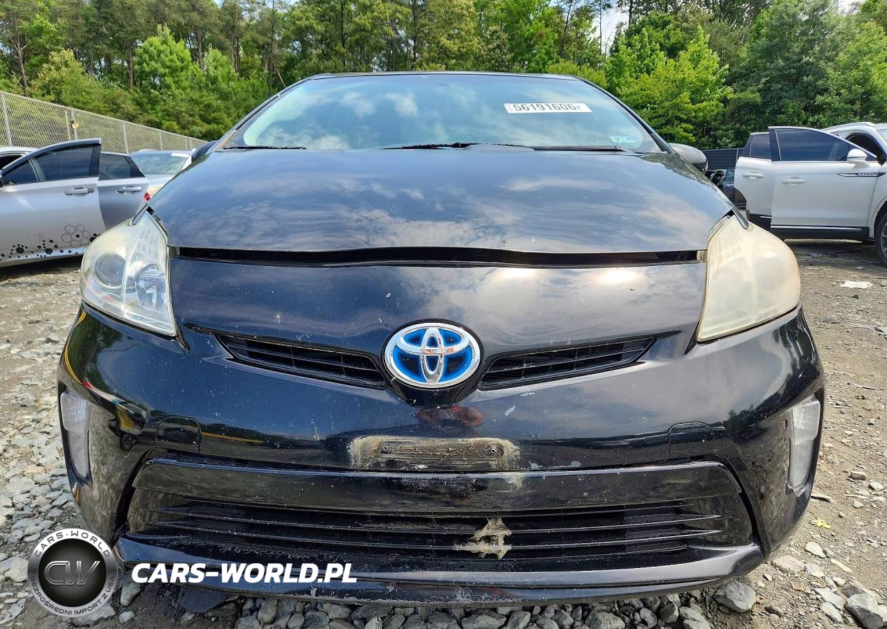 2012 Toyota Prius Two VIN:JTDKN3DU3C5427835 - 5