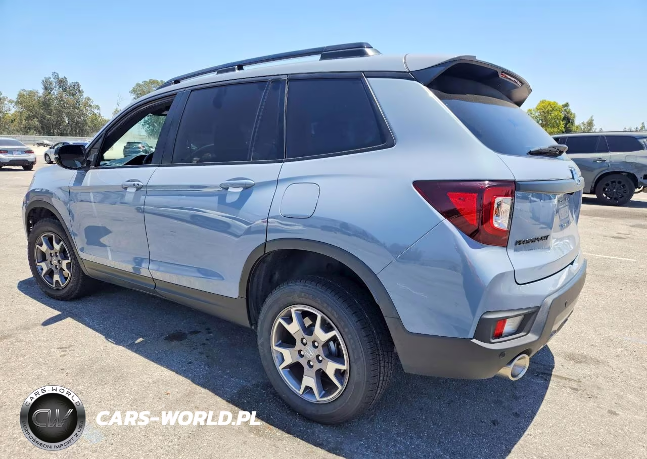 2023 Honda Passport Trail Sport VIN:5FNYF8H61PB035893 - 2