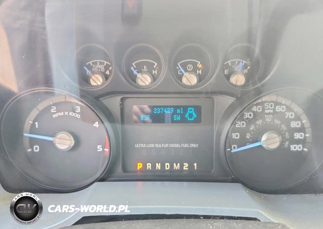 2015 Ford F450 Super Duty VIN:1FDUF4GT9FED70572 - 9