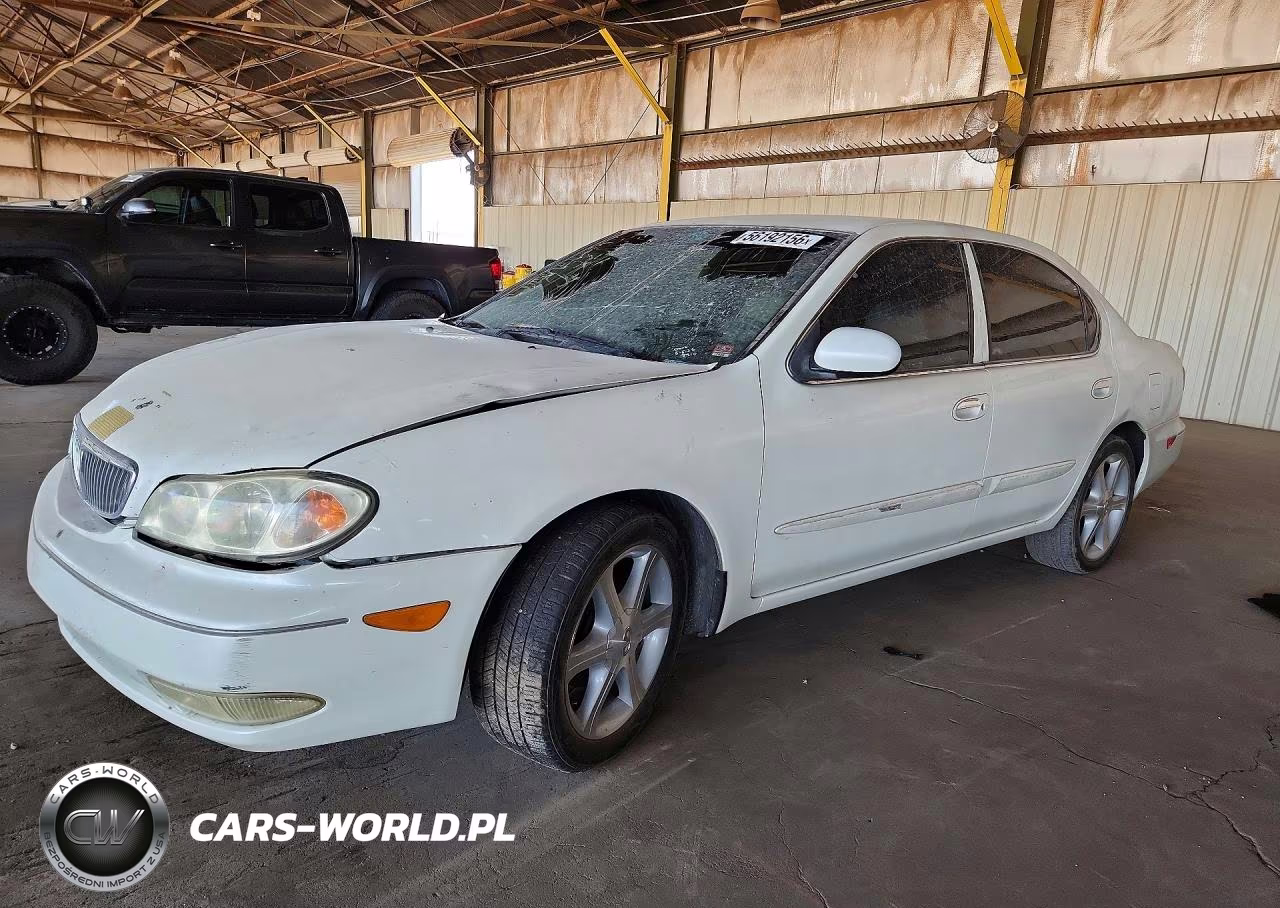 2000 Infiniti I30 Base