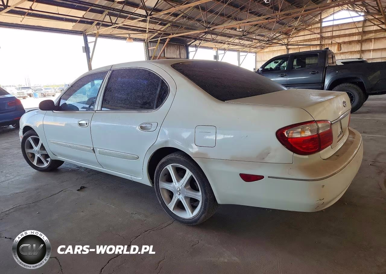 2000 Infiniti I30 Base VIN:JNKCA31A7YT100981 - 2