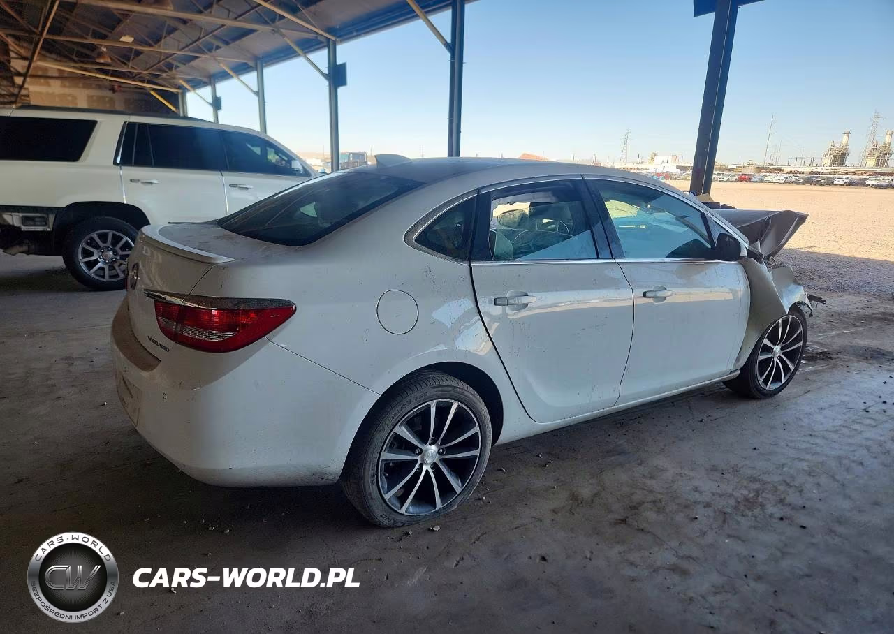 2017 Buick Verano Sport Touring VIN:1G4PR5SK6H4112415 - 3