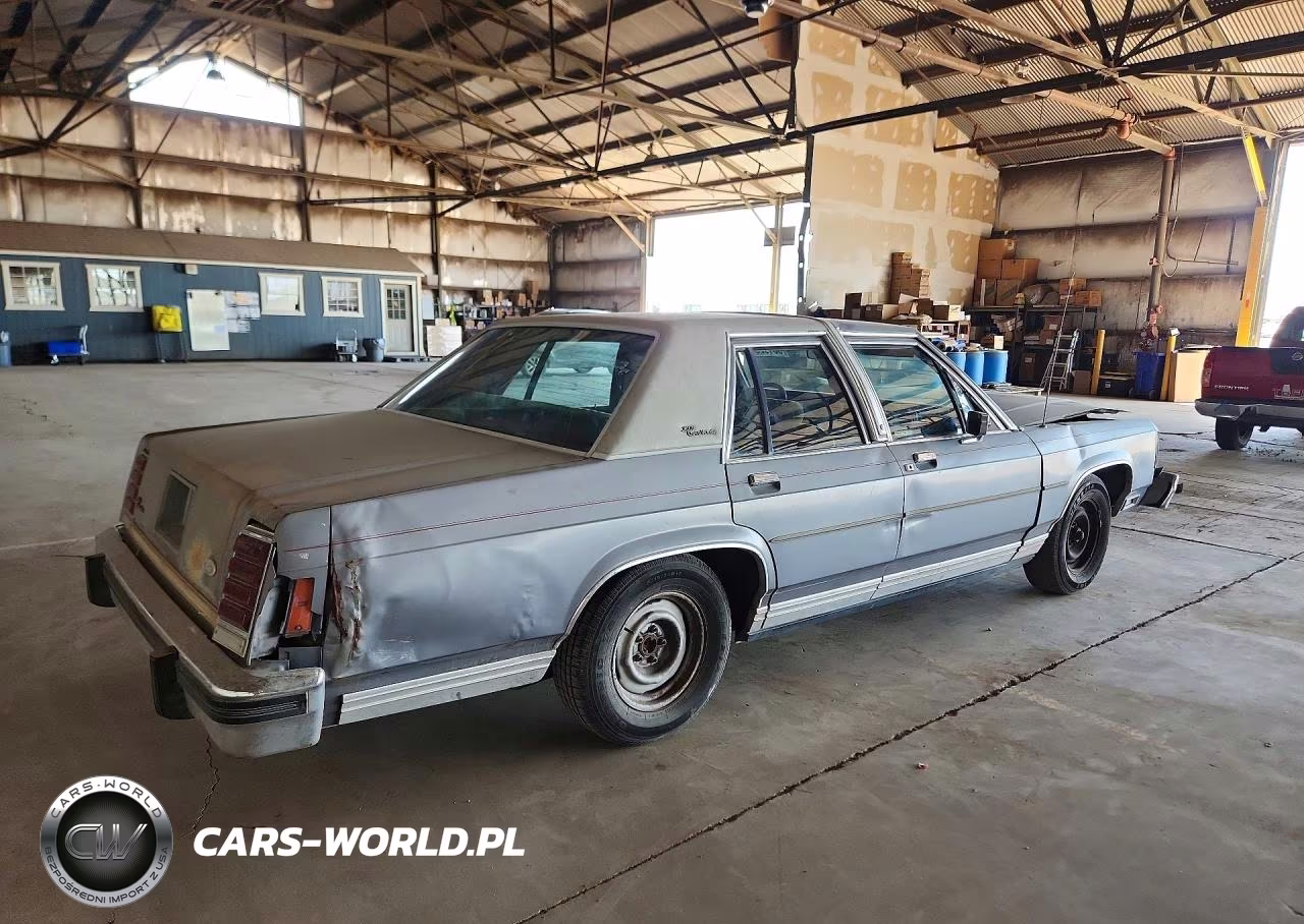 1985 Ford Ltd Crown Victoria VIN:1FABP43F8FZ126273 - 3