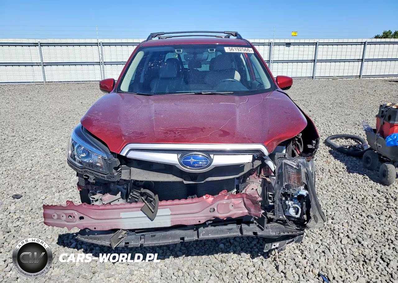 2020 Subaru Forester Premium VIN:JF2SKAJC4LH520436 - 5