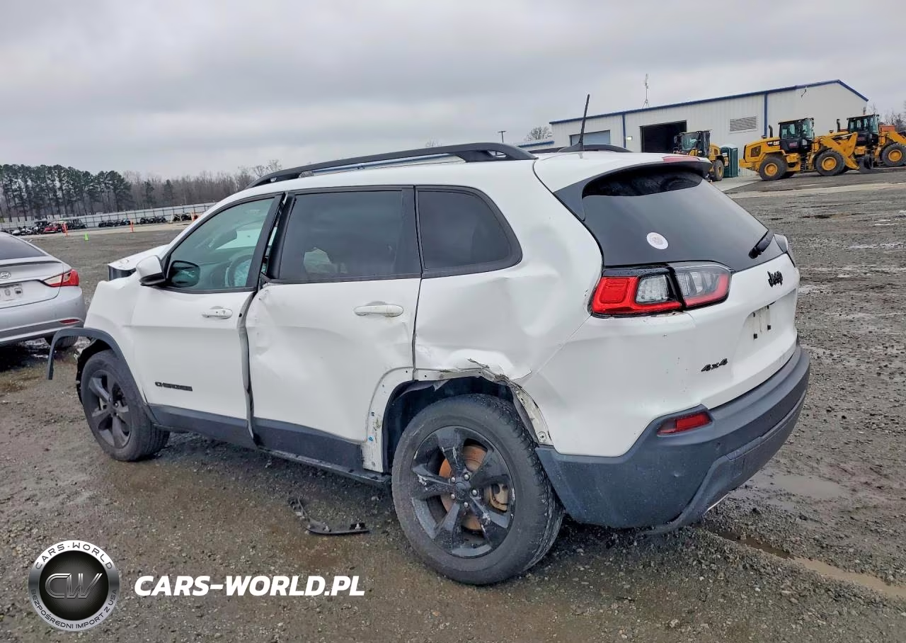2019 Jeep Cherokee Latitude Plus VIN:1C4PJMLX3KD307105 - 2