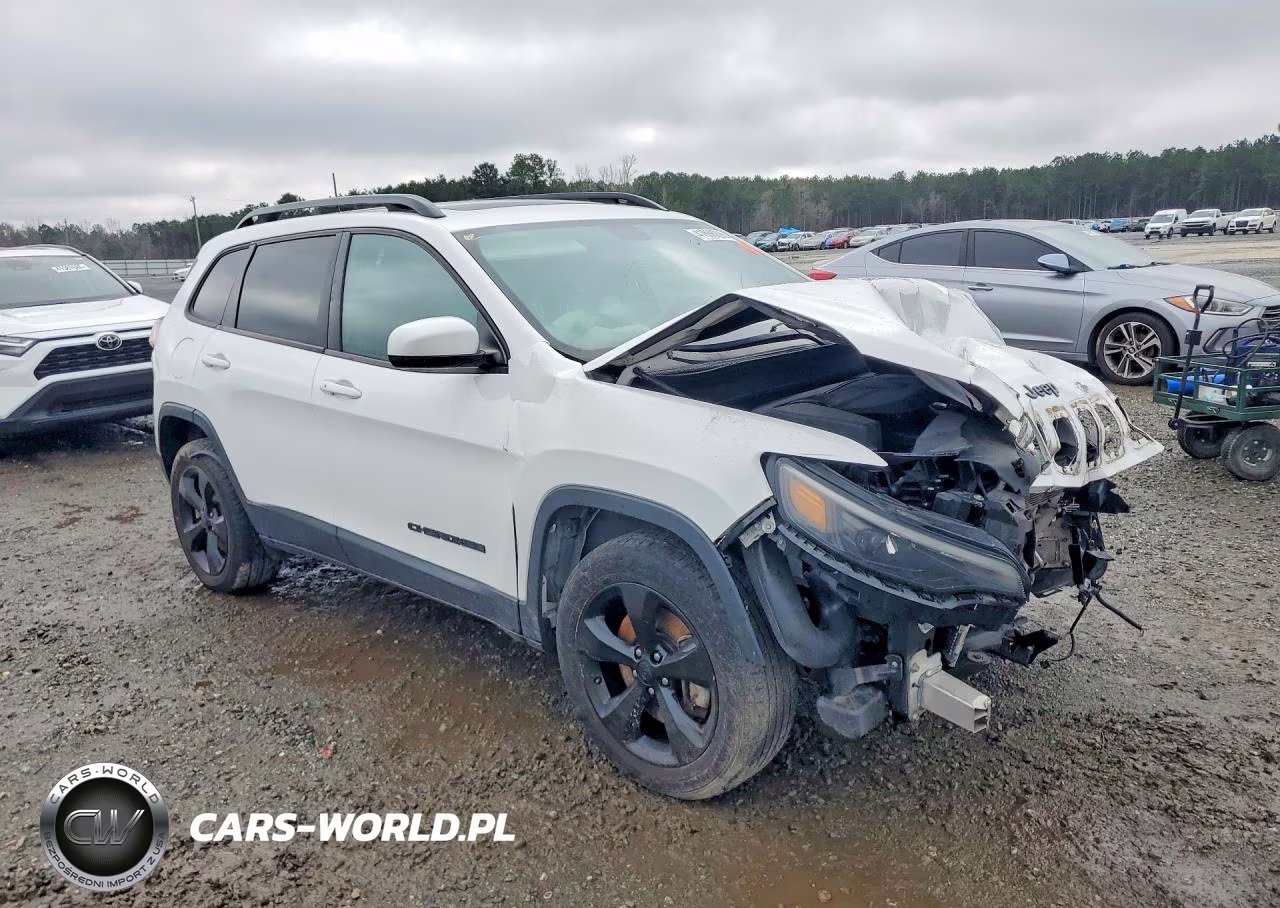2019 Jeep Cherokee Latitude Plus VIN:1C4PJMLX3KD307105 - 4