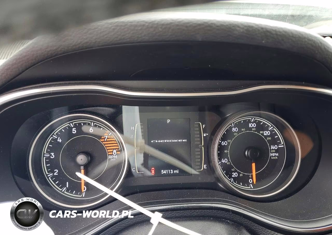 2019 Jeep Cherokee Latitude Plus VIN:1C4PJMLX3KD307105 - 9