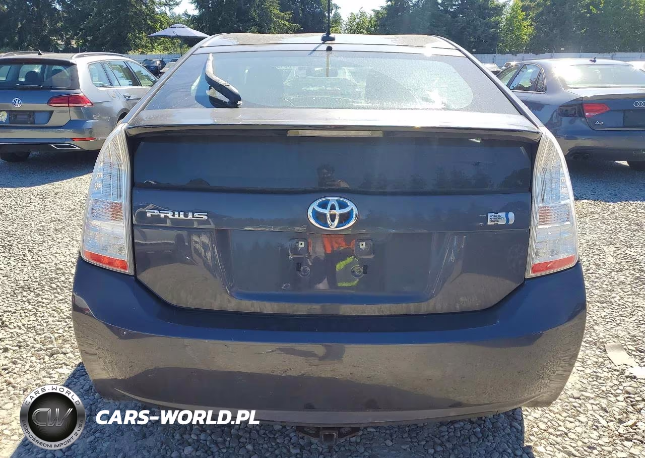 2011 Toyota Prius Two VIN:JTDKN3DUXB0288654 - 6
