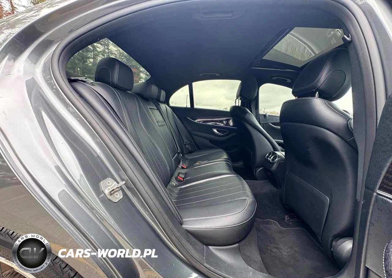 2017 Mercedes-Benz E 300 4Matic VIN:WDDZF4KBXHA066742 - 6