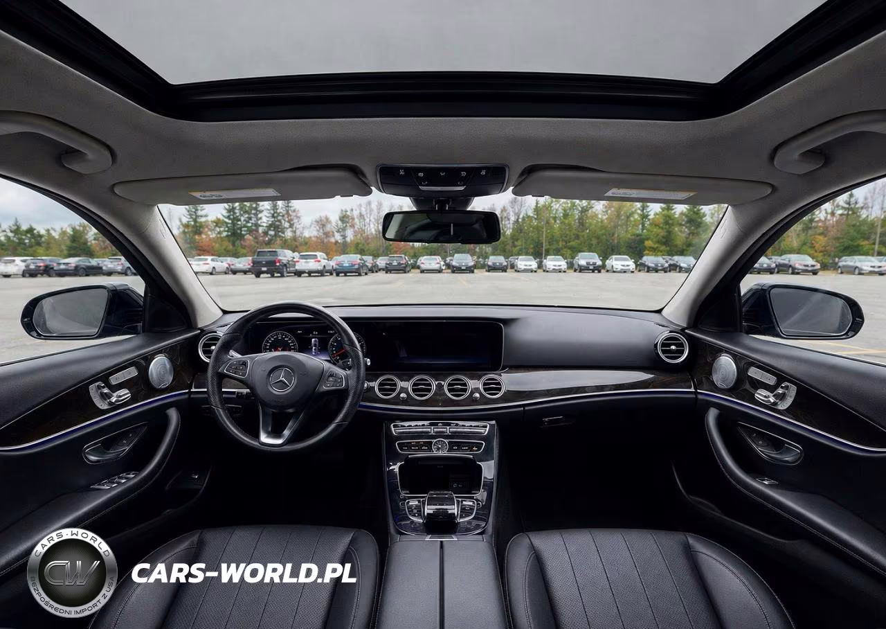 2017 Mercedes-Benz E 300 4Matic VIN:WDDZF4KBXHA066742 - 9