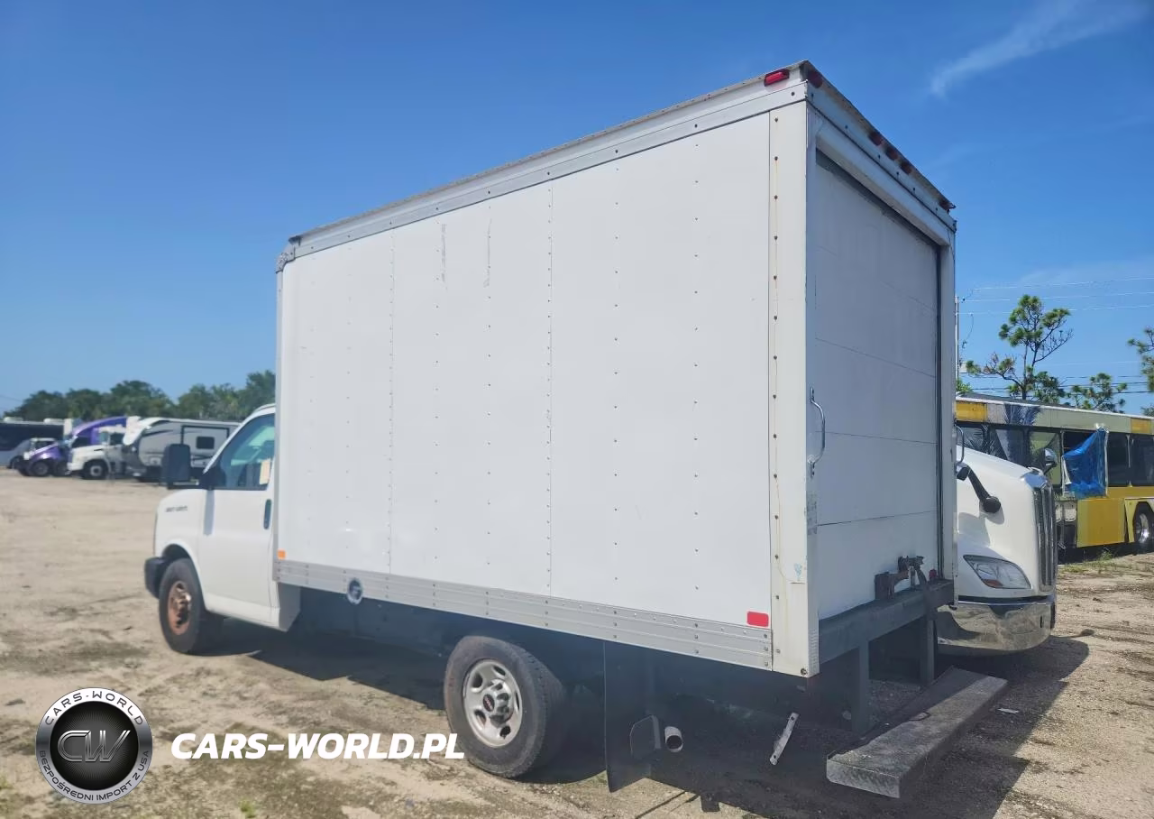 2014 GMC Savana Cutaway G3500 VIN:1GD072CG7E1144948 - 2