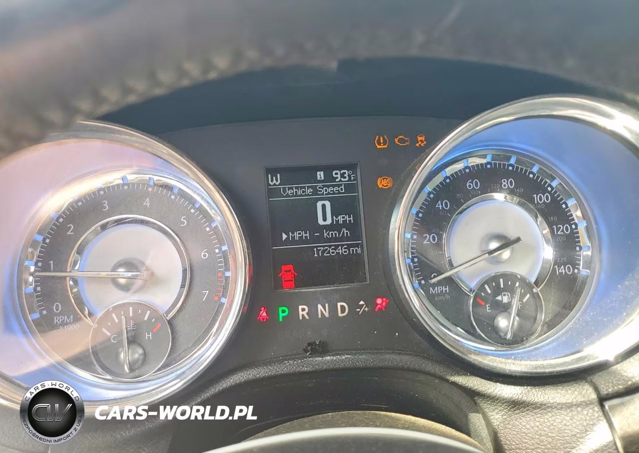 2011 Chrysler 300 Limited VIN:2C3CA5CG3BH523337 - 9
