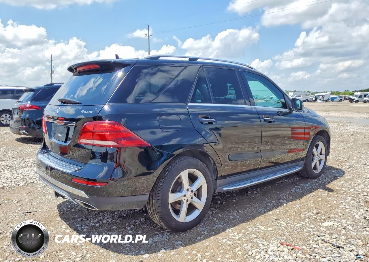 2016 Mercedes-Benz Gle 350 4Matic VIN:4JGDA5HB0GA703910 - 3