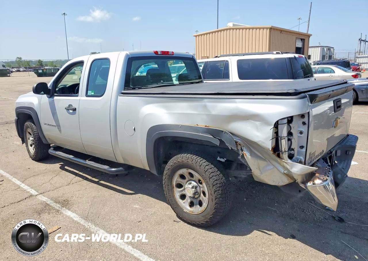 2011 Chevrolet Silverado C1500 VIN:1GCRCPEX6BZ341575 - 2