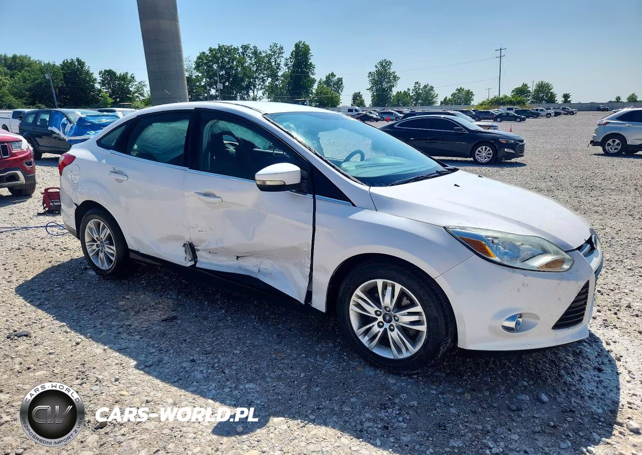2012 Ford Focus Sel VIN:1FAHP3H2XCL154701 - 4