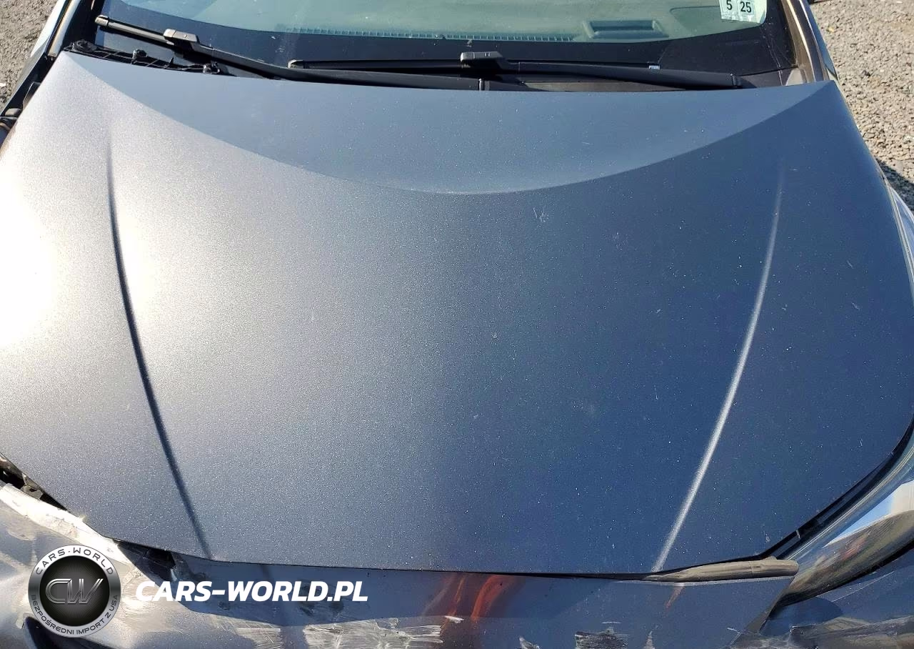 2020 Toyota Prius Xle Awd-E VIN:JTDL9RFU9L3021028 - 11