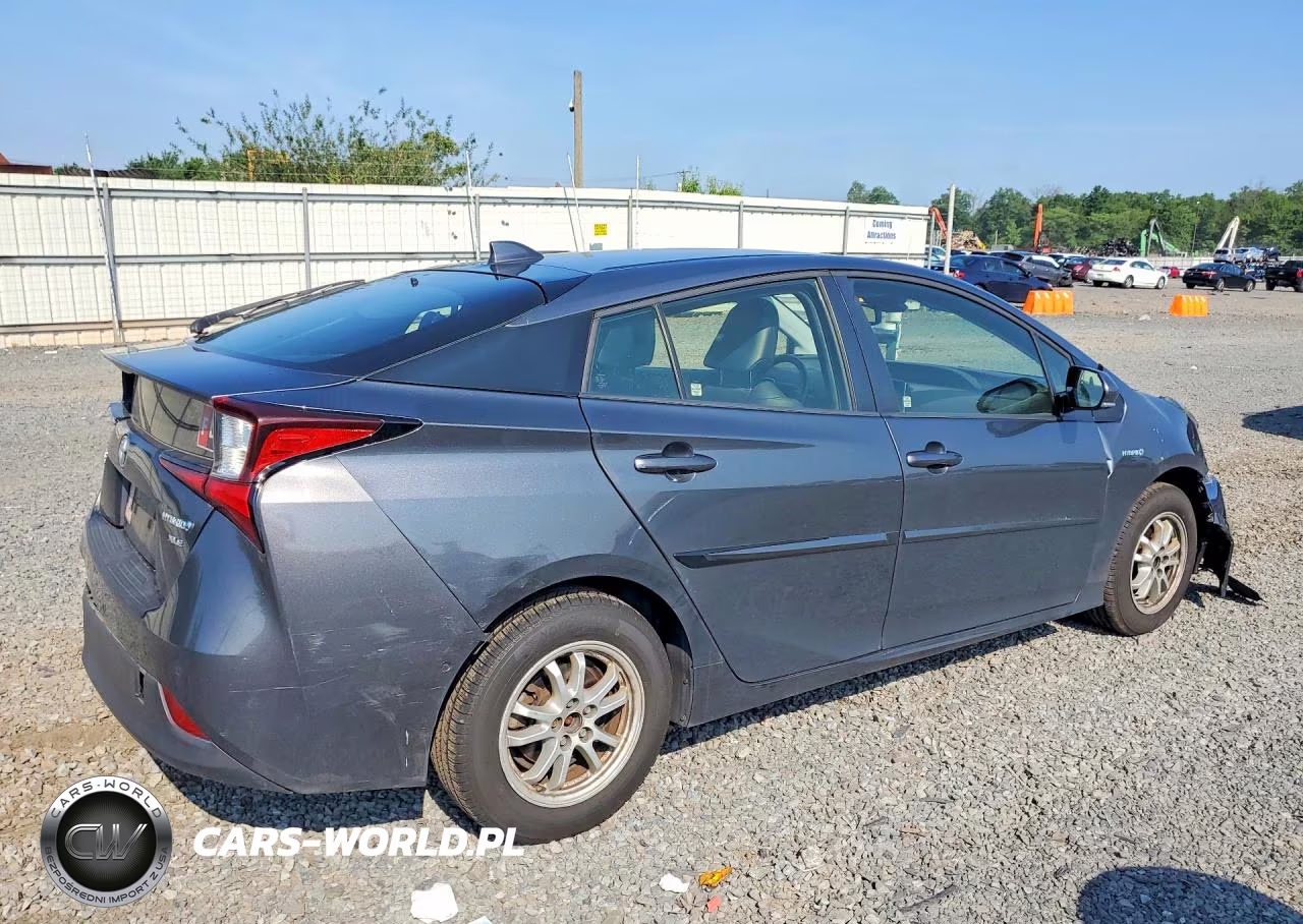 2020 Toyota Prius Xle Awd-E VIN:JTDL9RFU9L3021028 - 3
