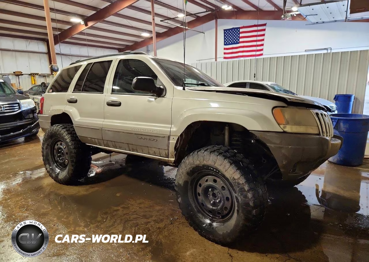 2003 Jeep Grand Cherokee Laredo VIN:1J4GW48S73C600733 - 4