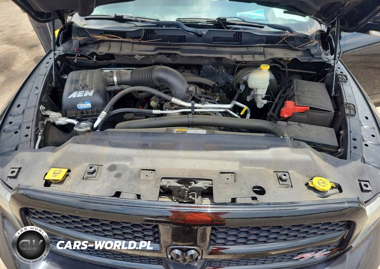 2014 Ram 1500 Sport VIN:3C6JR6CT4EG165367 - 11