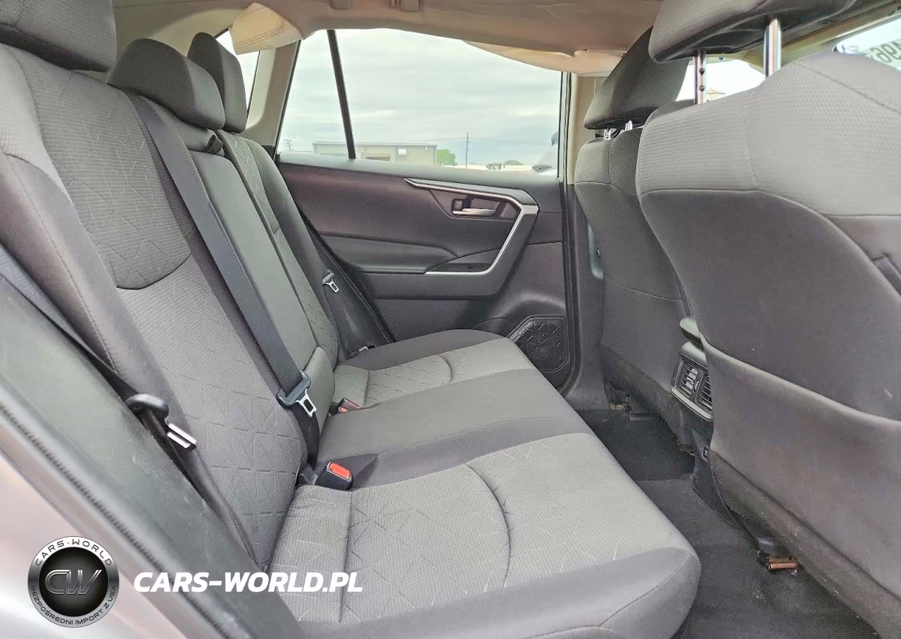 2021 Toyota Rav4 Hybrid Xle VIN:4T3R6RFV1MU020742 - 11