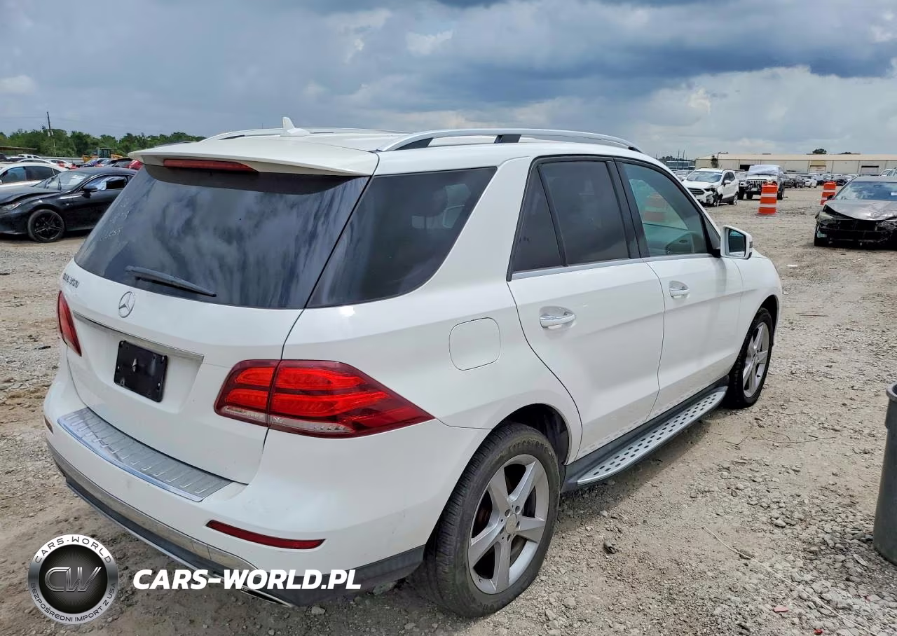 2016 Mercedes-Benz Gle 350 VIN:4JGDA5JB8GA690950 - 3