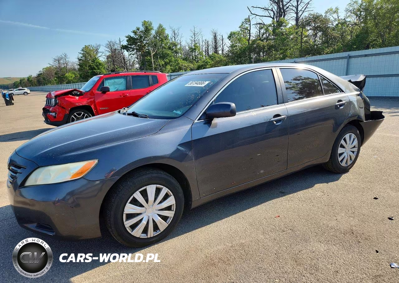 2007 Toyota Camry Le – zdjęcie 1 z 12