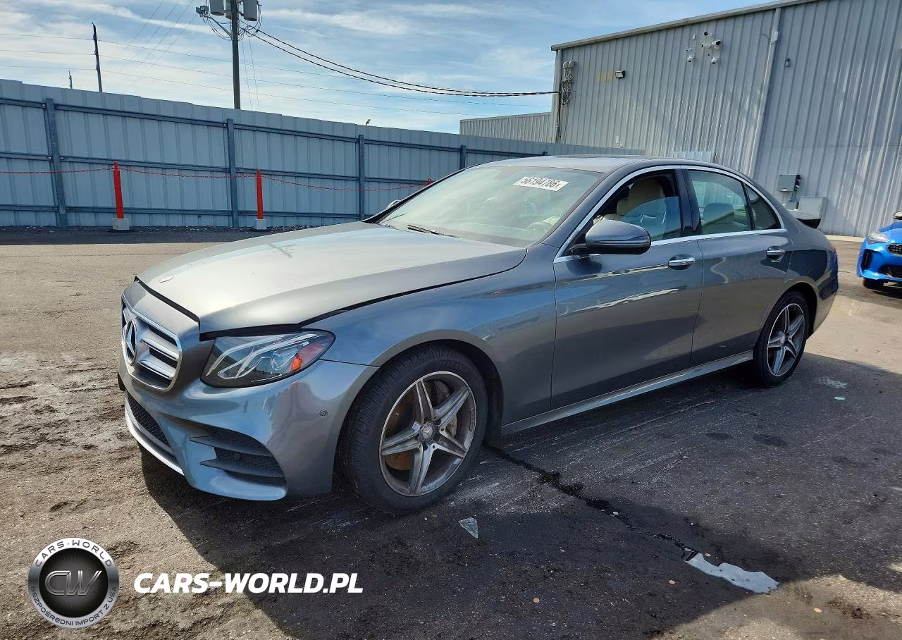 2017 Mercedes-Benz E 300 4Matic – zdjęcie 1 z 12