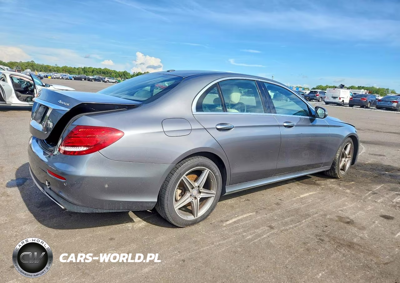 2017 Mercedes-Benz E 300 4Matic VIN:WDDZF4KB5HA059326 - 3