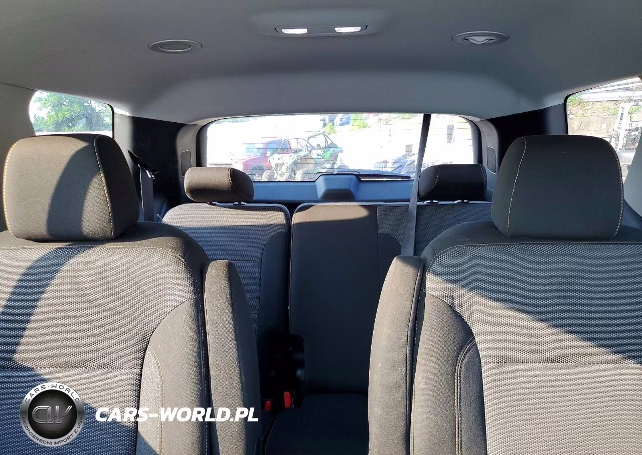 2019 Chevrolet Traverse Lt VIN:1GNEVGKW4KJ178063 - 10