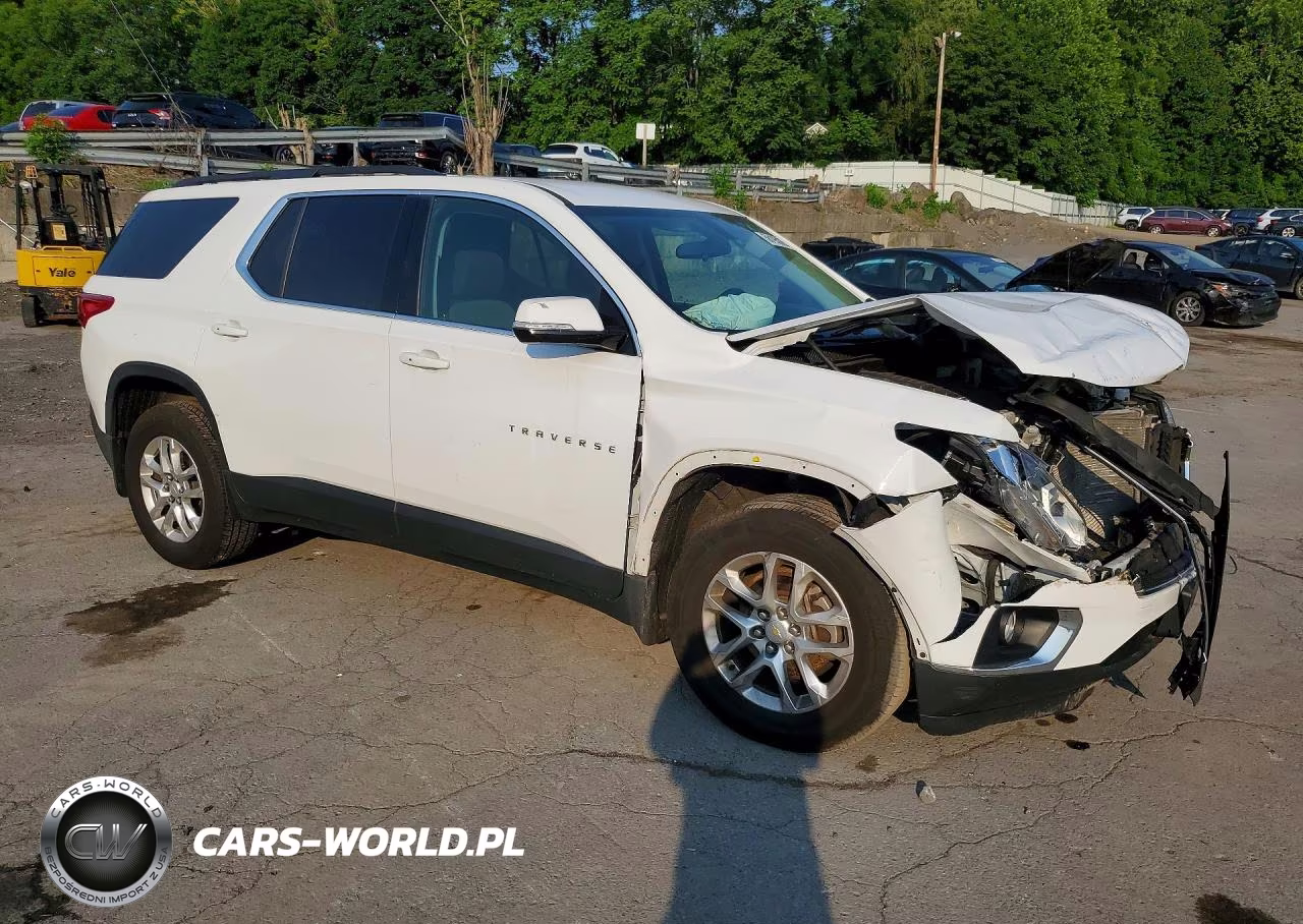 2019 Chevrolet Traverse Lt VIN:1GNEVGKW4KJ178063 - 4