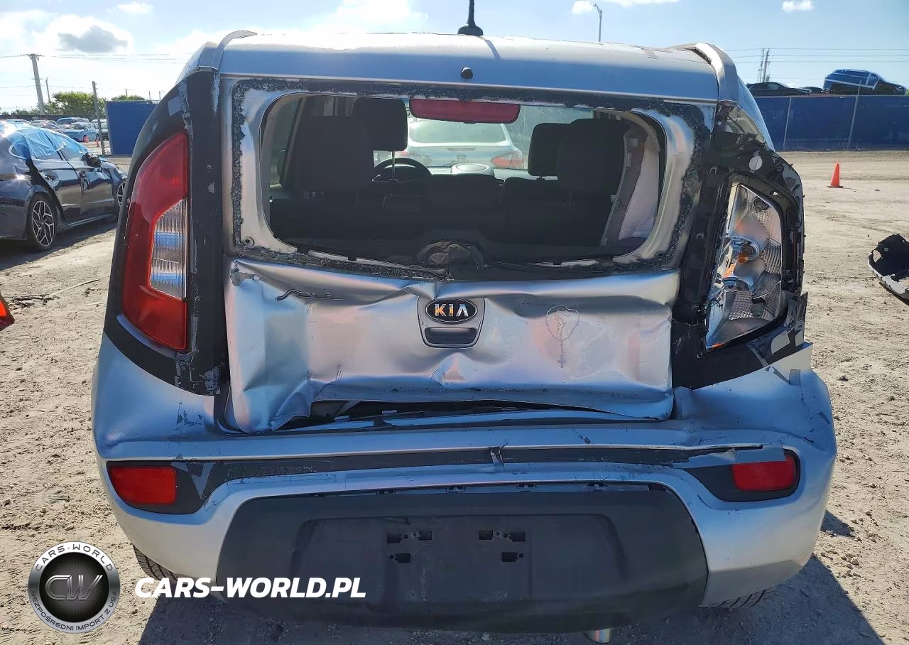2012 Kia Soul Base VIN:KNDJT2A53C7431428 - 6