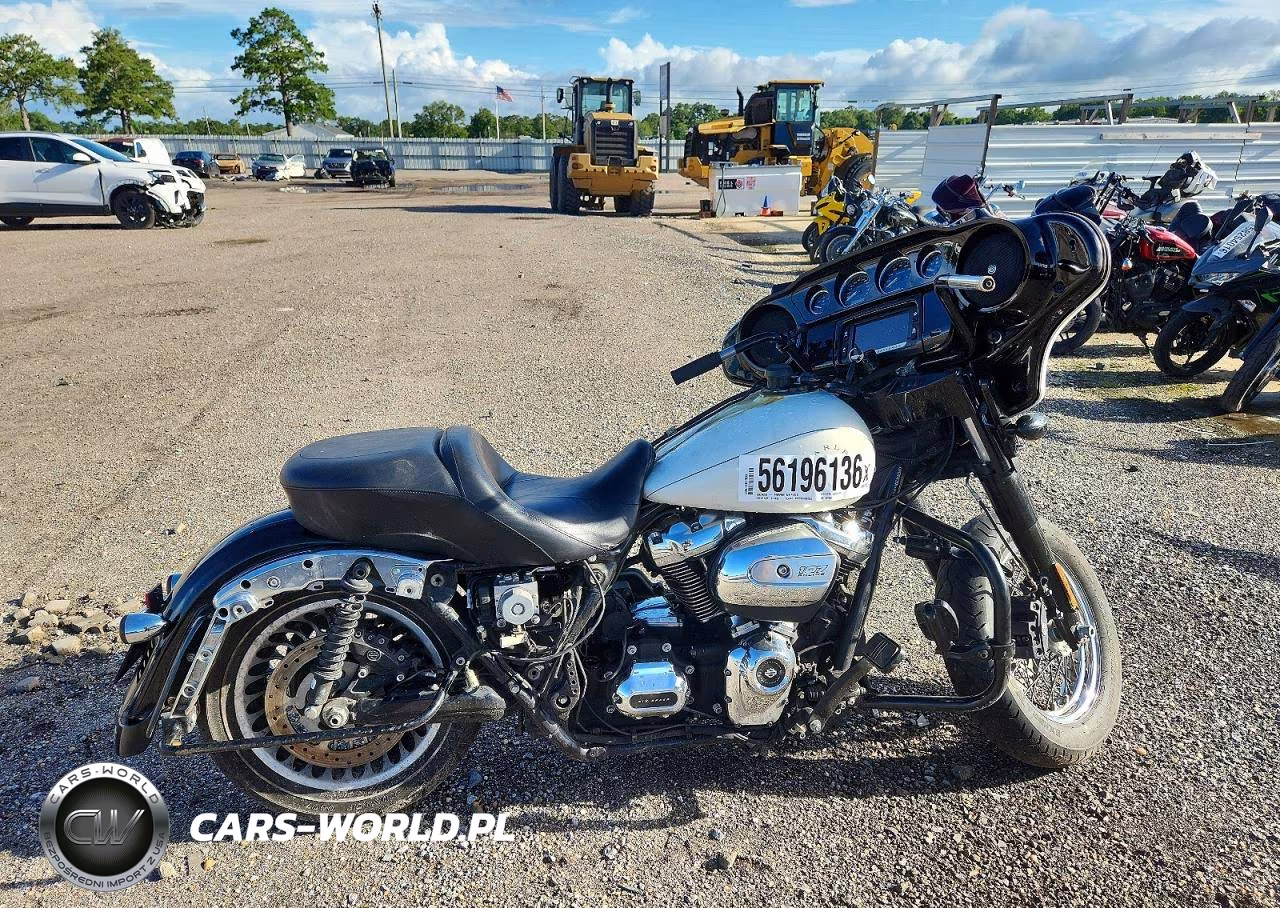 2018 Harley-Davidson Flhxs Street Glide Special