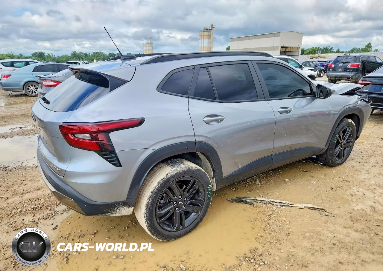 2024 Chevrolet Trax Activ VIN:KL77LKE23RC069995 - 3
