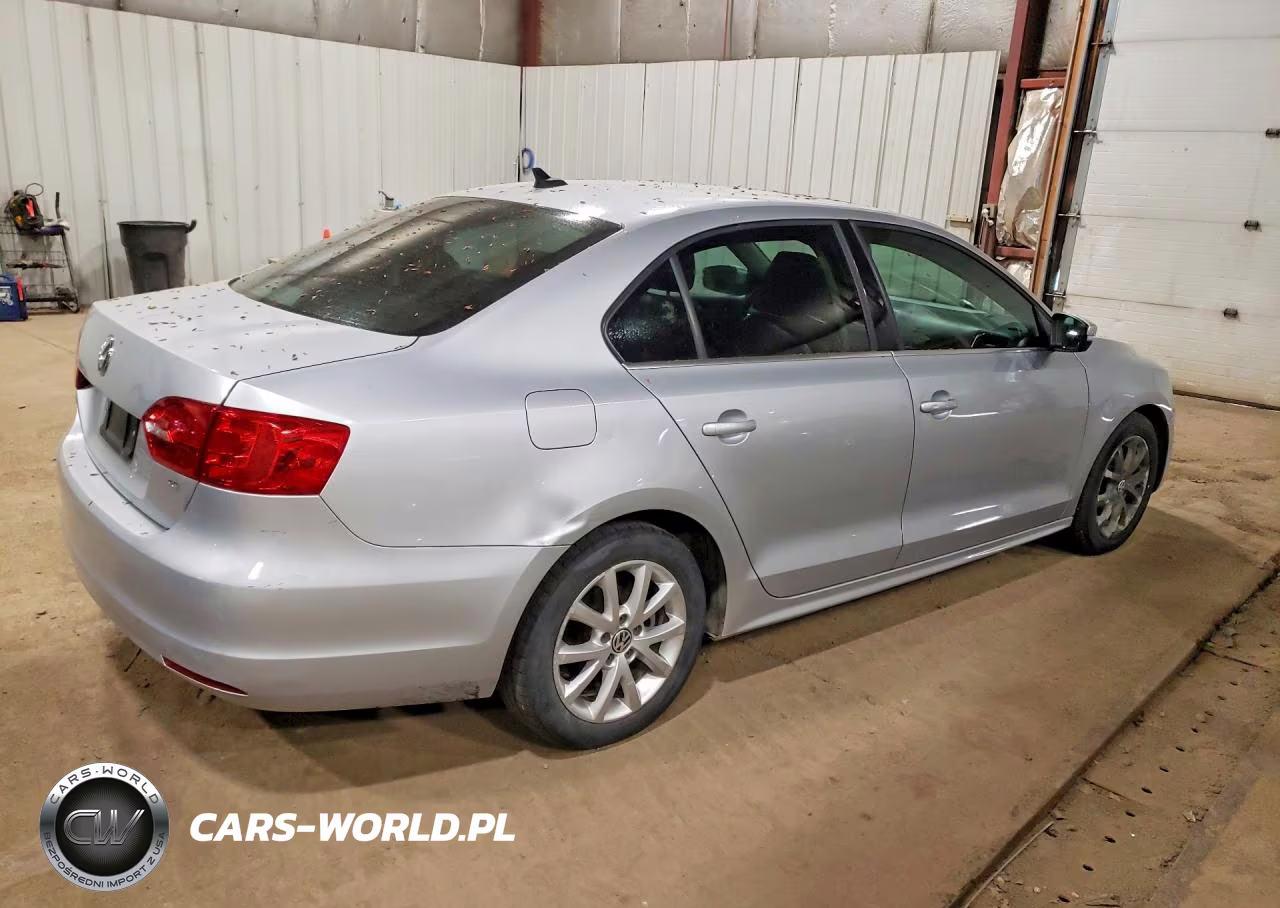 VOLKSWAGEN JETTA SE VIN:3VWD07AJ3EM379725 - 3
