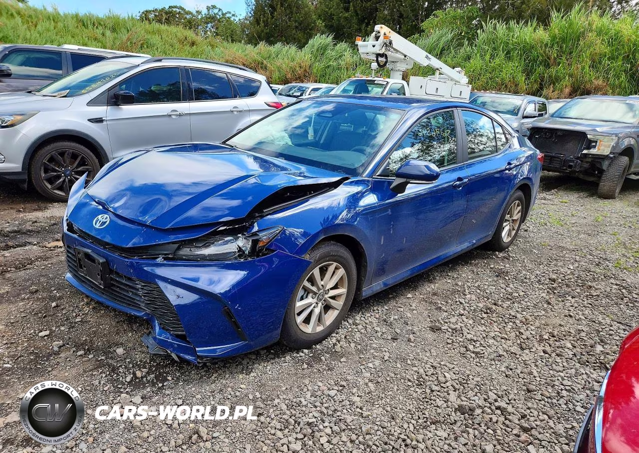 2025 Toyota Camry Le