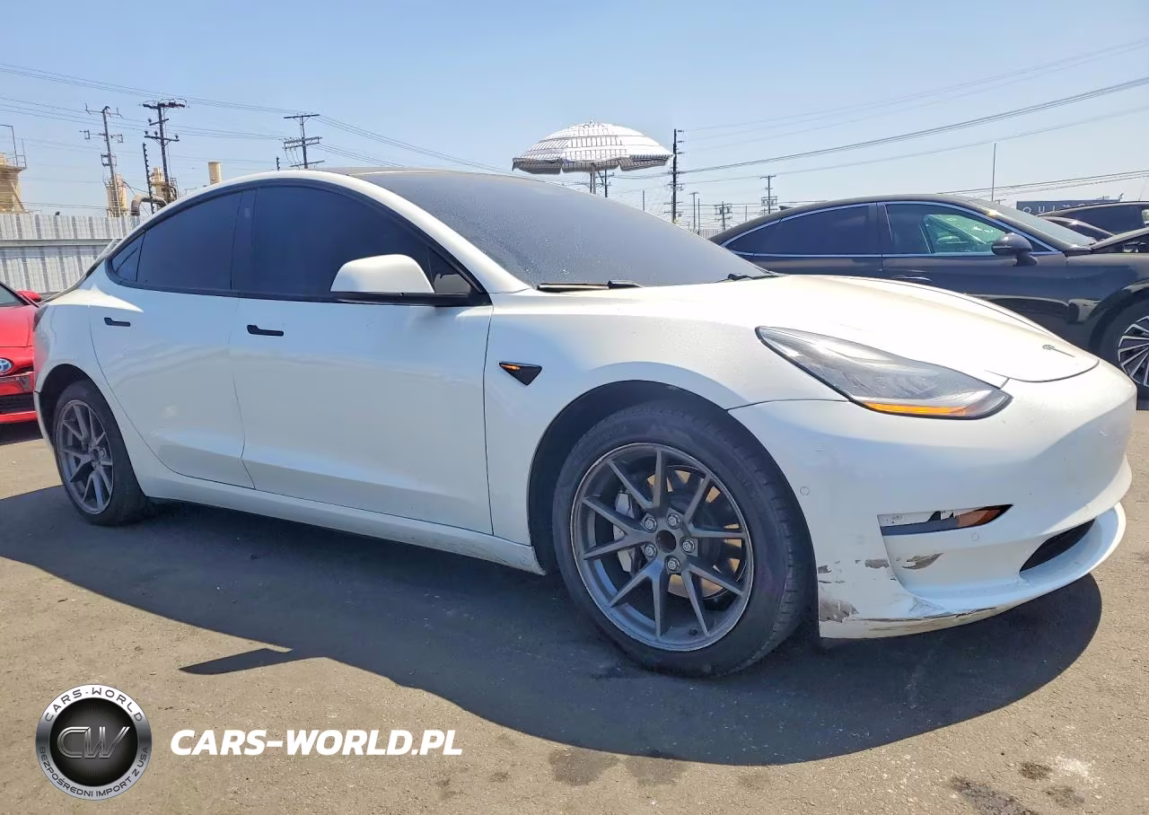 2021 Tesla Model 3 VIN:5YJ3E1EA5MF858819 - 4