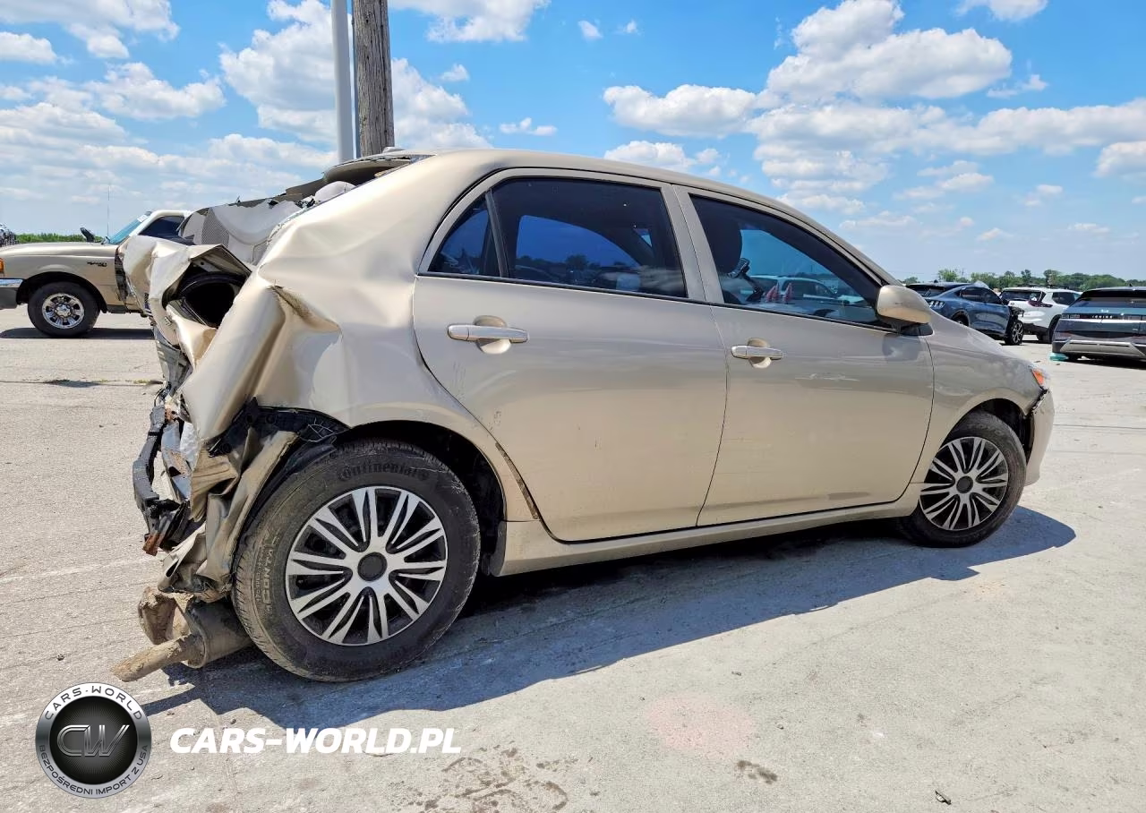 2010 Toyota Corolla Le VIN:2T1BU4EE1AC492358 - 3