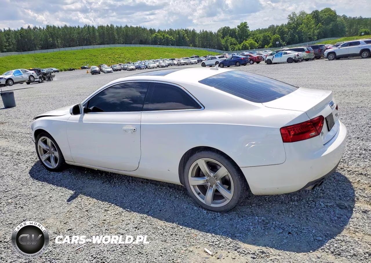 2013 Audi A5 Premium VIN:WAUCFAFR7DA013705 - 2