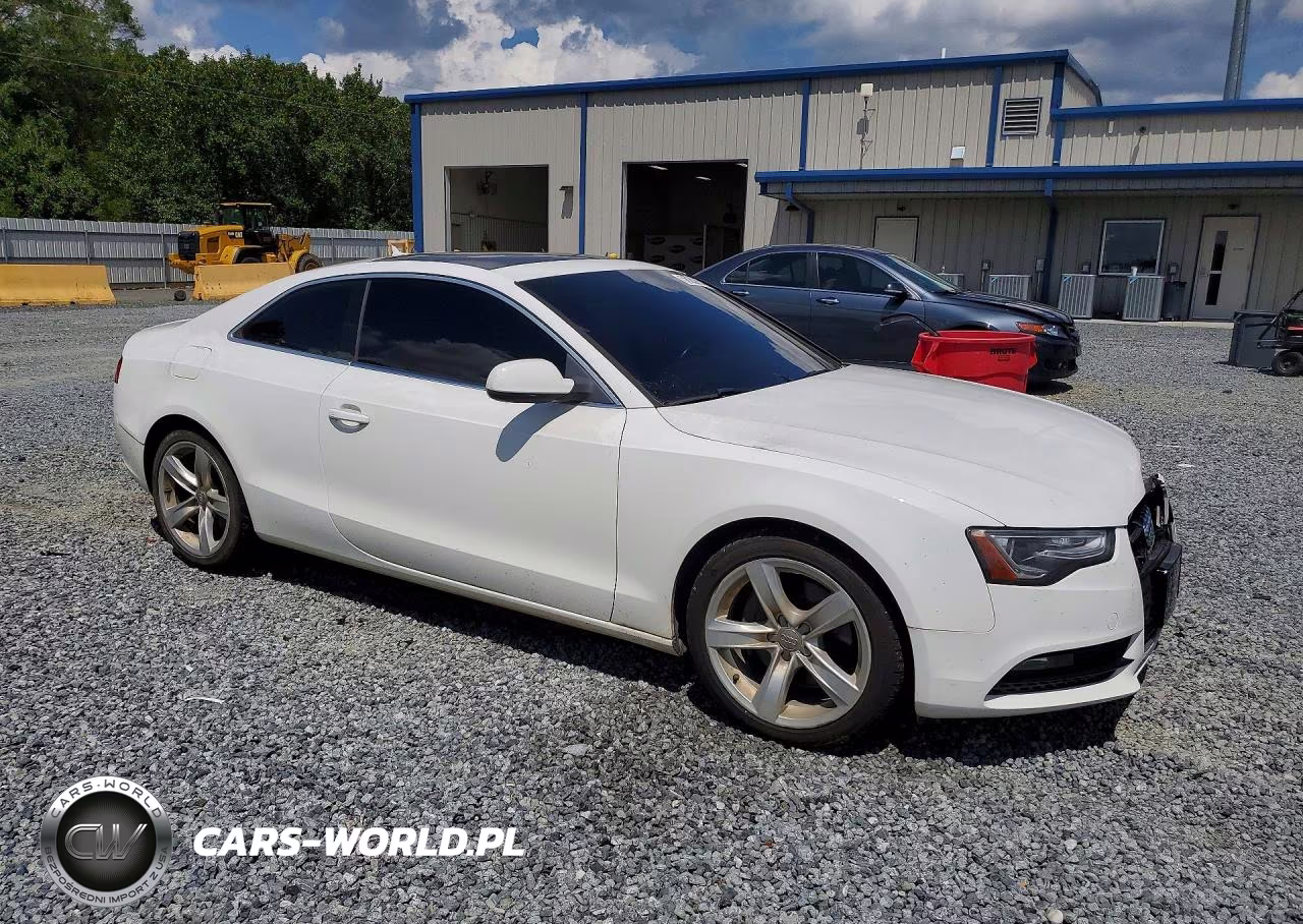 2013 Audi A5 Premium VIN:WAUCFAFR7DA013705 - 4