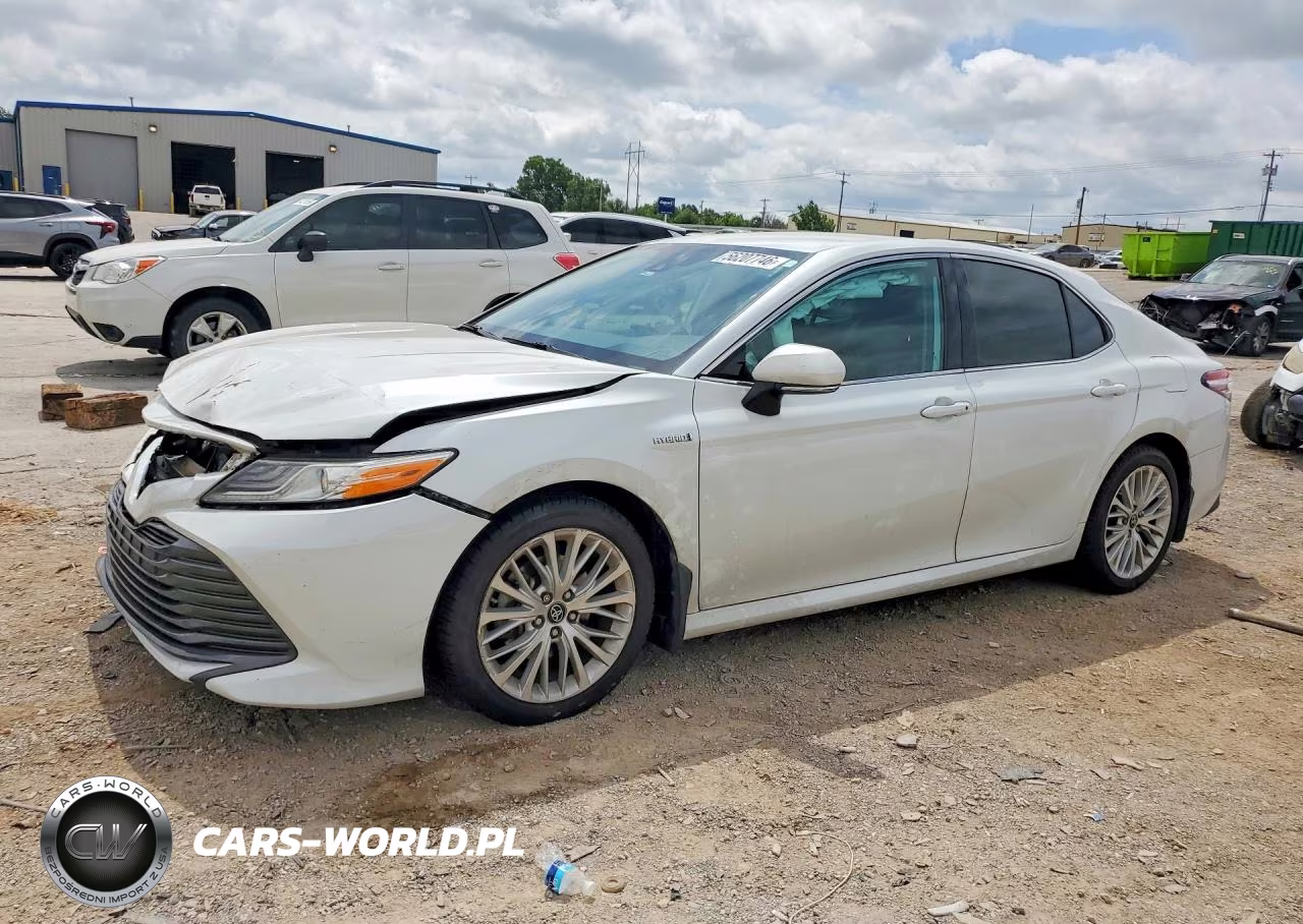 2019 Toyota Camry Hybrid Xle – zdjęcie 1 z 12