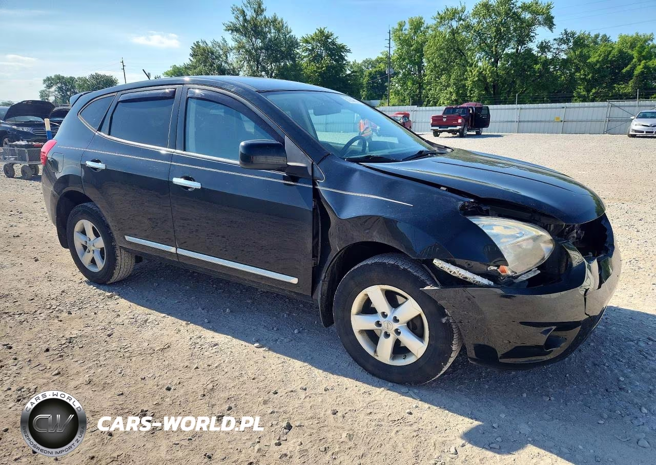 2013 Nissan Rogue S VIN:JN8AS5MV2DW660002 - 4