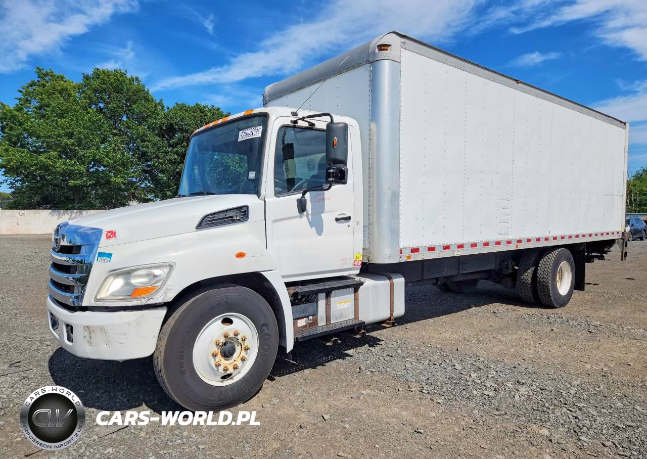 2016 Hino 268A