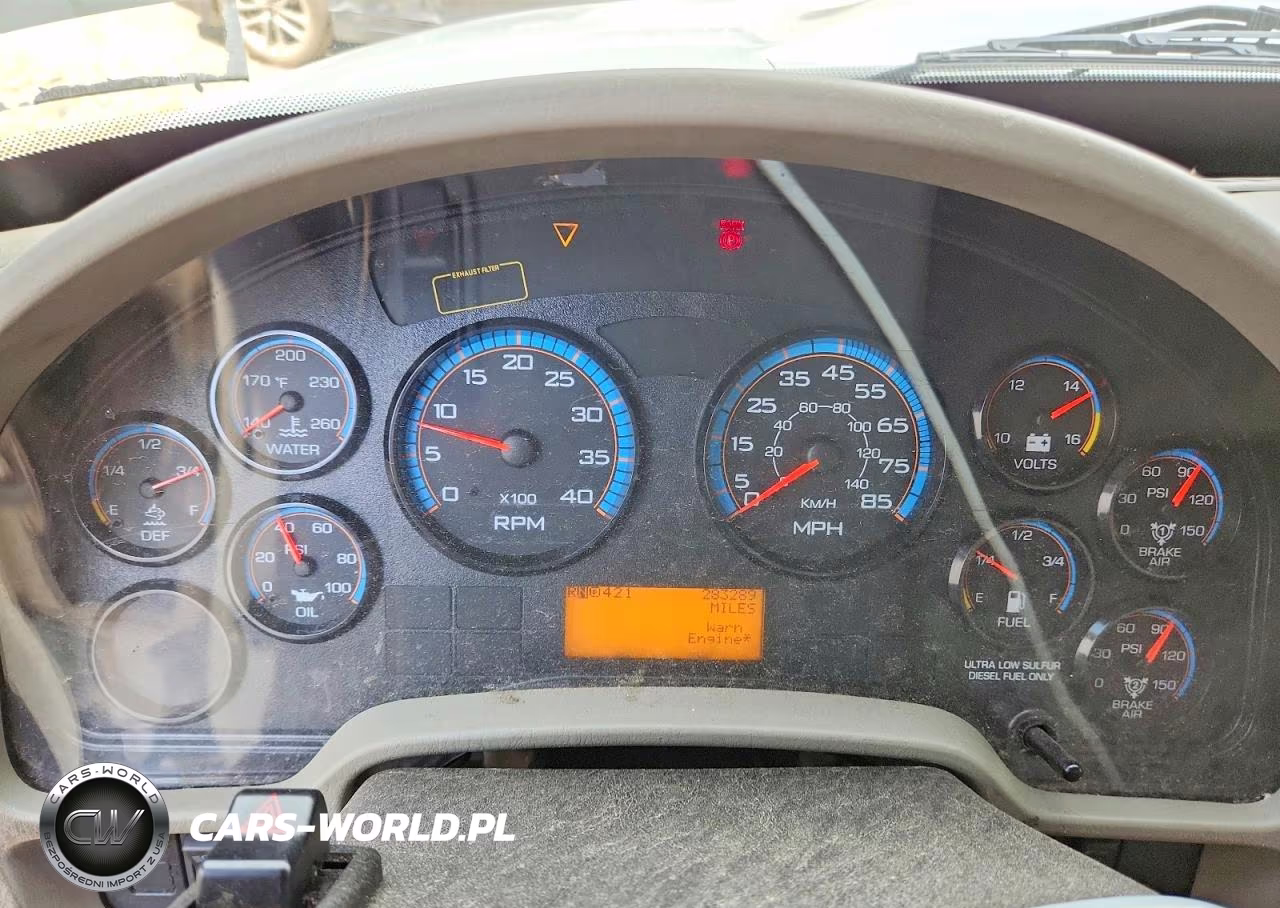 2016 International 4300 Refrigerated Box Truck VIN:1HTMMMML9GH372260 - 8